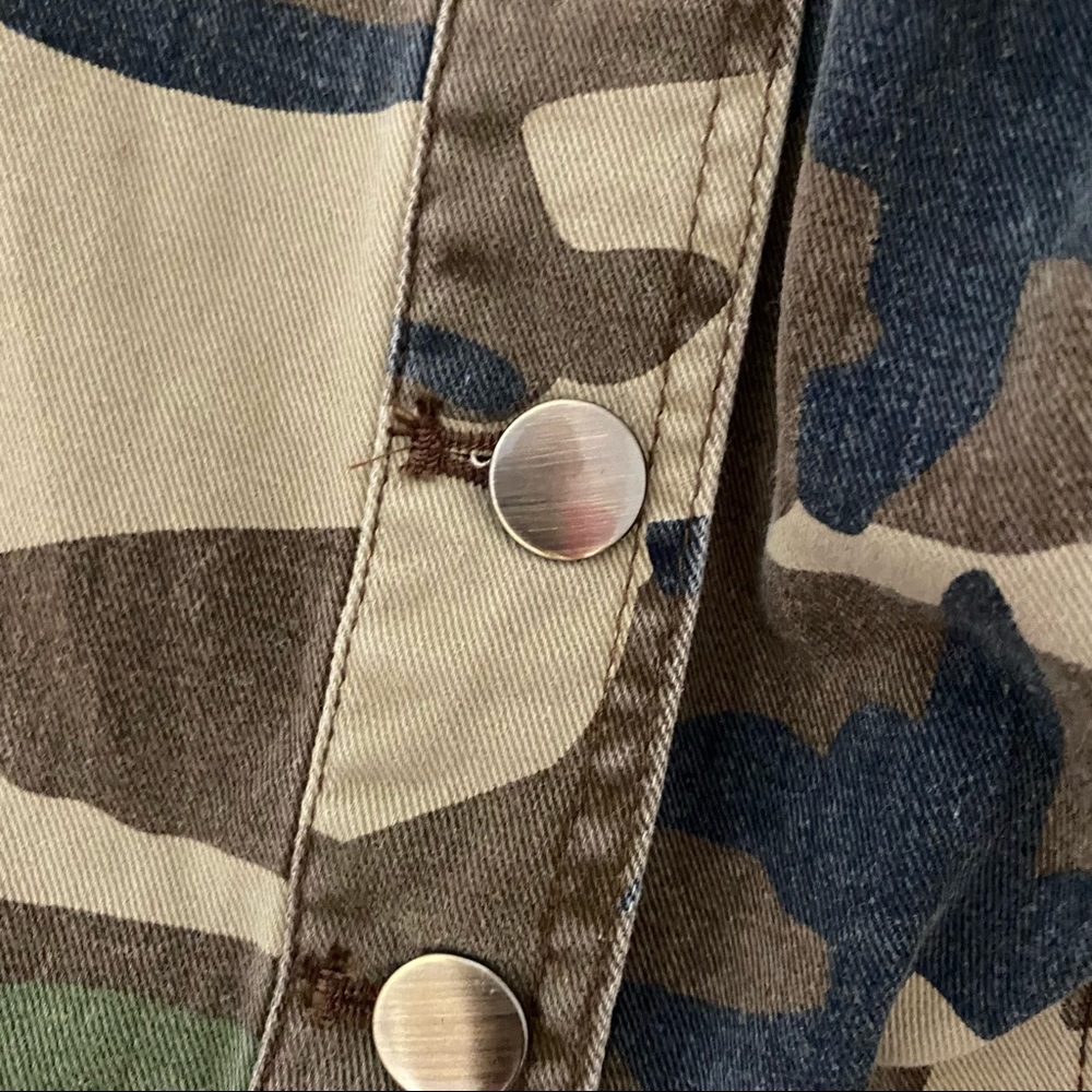 NWT Forever 21 Camo Button Up Dress - Picture 9 of 9